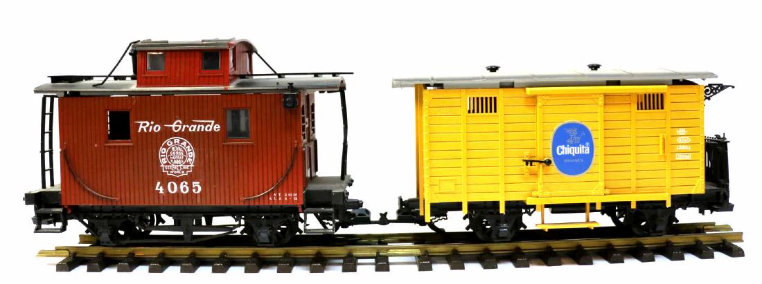 G SCALE CABOOSE & BOX CAR: G SCALE CABOOSE & BOX CAR