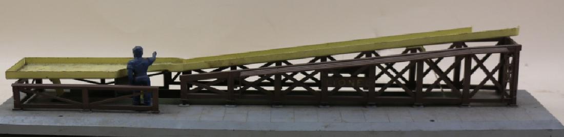 LIONEL OPERATING BARREL LOADER 362 (1 of 7)