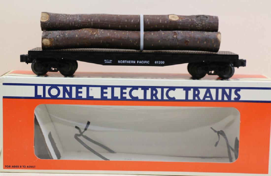 LIONEL NORTHERN PACIFIC FLAT CAR WITH LOGS 6-17510: O SCALE LIONEL NORTHERN PACIFIC FLAT CAR WITH LOGS 6-17510