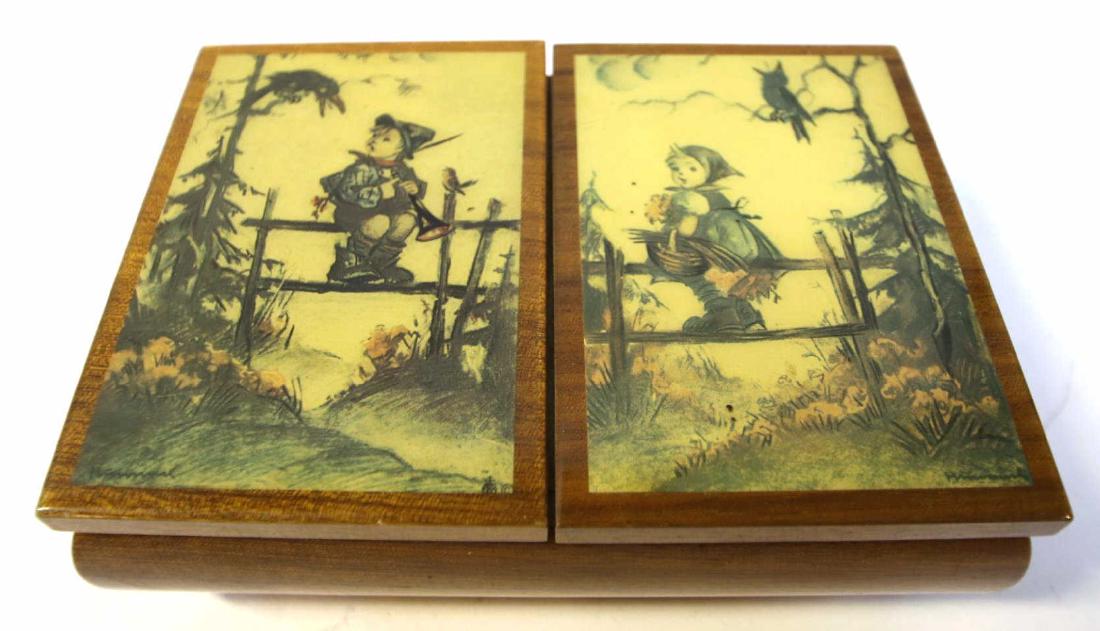 M.J. HUMMEL PLAYING CARD STORAGE GAMING BOX: M.J. HUMMEL PLAYING CARD STORAGE GAMING BOX