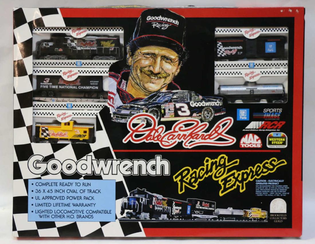 DALE EARNHARDT HO SCALE TRAIN SET: DALE EARNHARDT HO SCALE TRAIN SET