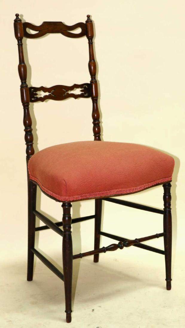 ENGLISH ANTIQUE SIDE CHAIR: ENGLISH ANTIQUE SIDE CHAIR