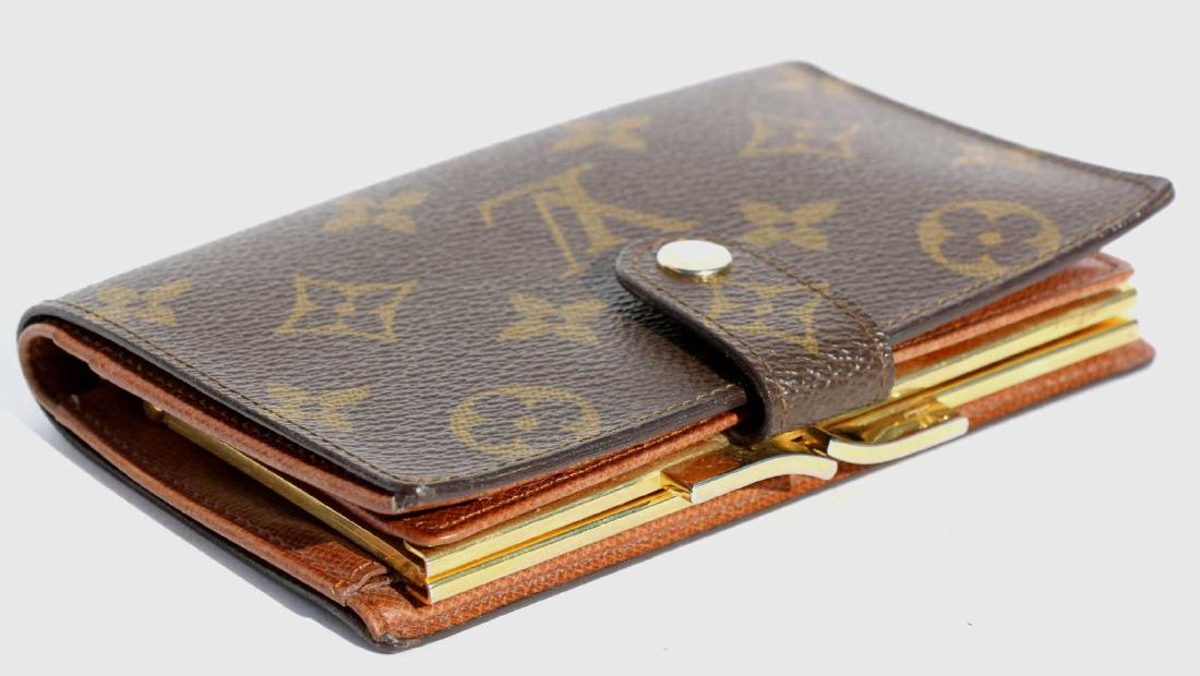 LOUIS VUITTON VINTAGE LADIES LARGE WALLET (1 of 6)