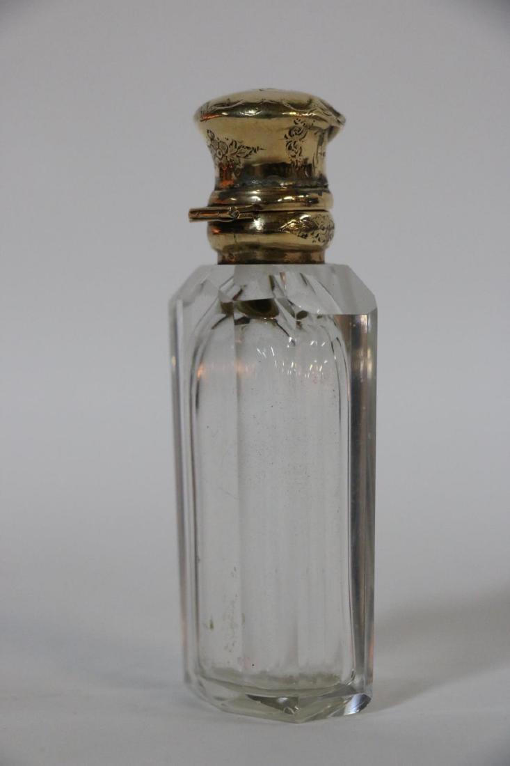ENGLISH ANTIQUE STERLING TOP LADIES DRESSER BOTTLE: ENGLISH ANTIQUE LADIES DRESSER BOTTLE WITH STERLING TOP