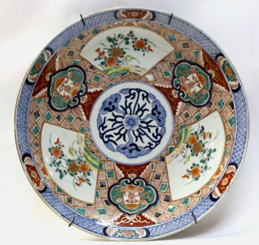 JAPANESE 19th C IMARI PORCELAIN CHARGER (1 of 13)