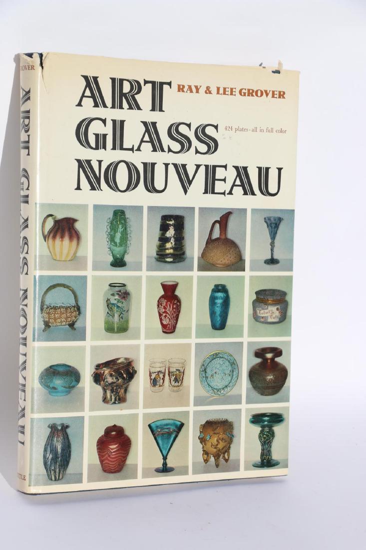 ART GLASS NOUVEAU REFERENCE BOOK AUTHOR SIGNED (1 of 8)