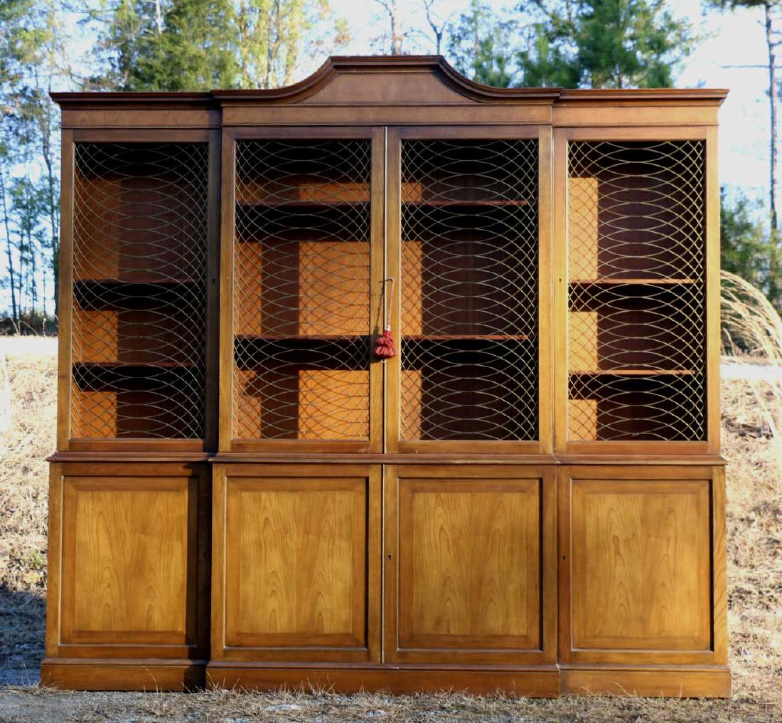 BAKER MAHOGANY CLASSICAL  BREAKFRONT BOOKCASE (1 of 6)