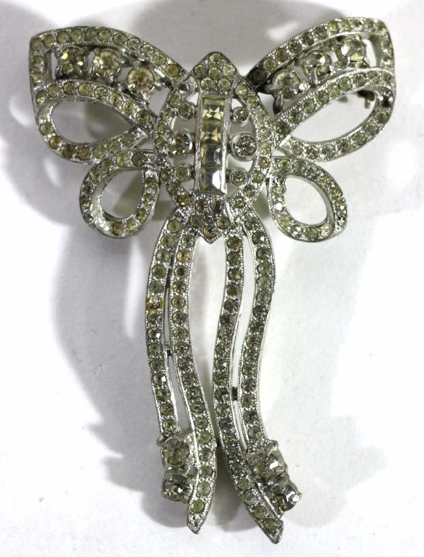 VINTAGE LARGE 4" DIAMOND BOW COSTUME JEWELRY PIN (1 of 3)