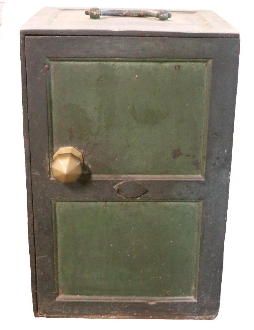 ENGLISH ANTIQUE KEY SAFE: ENGLISH ANTIQUE KEY SAFE
