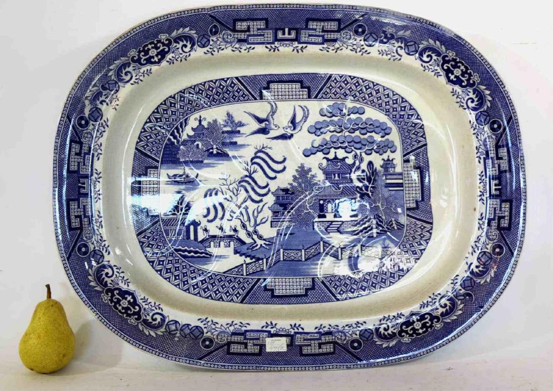 ENGLISH ANTIQUE IRONSTONE BLUE WILLOW PATTERN: ENGLISH ANTIQUE IRONSTONE BLUE WILLOW PATTERN