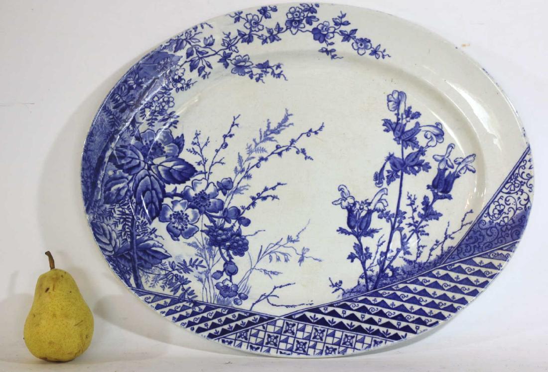 ENGLISH ANTIQUE JOHN MEIR & SON IRONWARE: ENGLISH STAFFORDSHIRE IRONSTONE PLATTER, CIRCA 1837-1897, BLUE & WHITE FLORAL