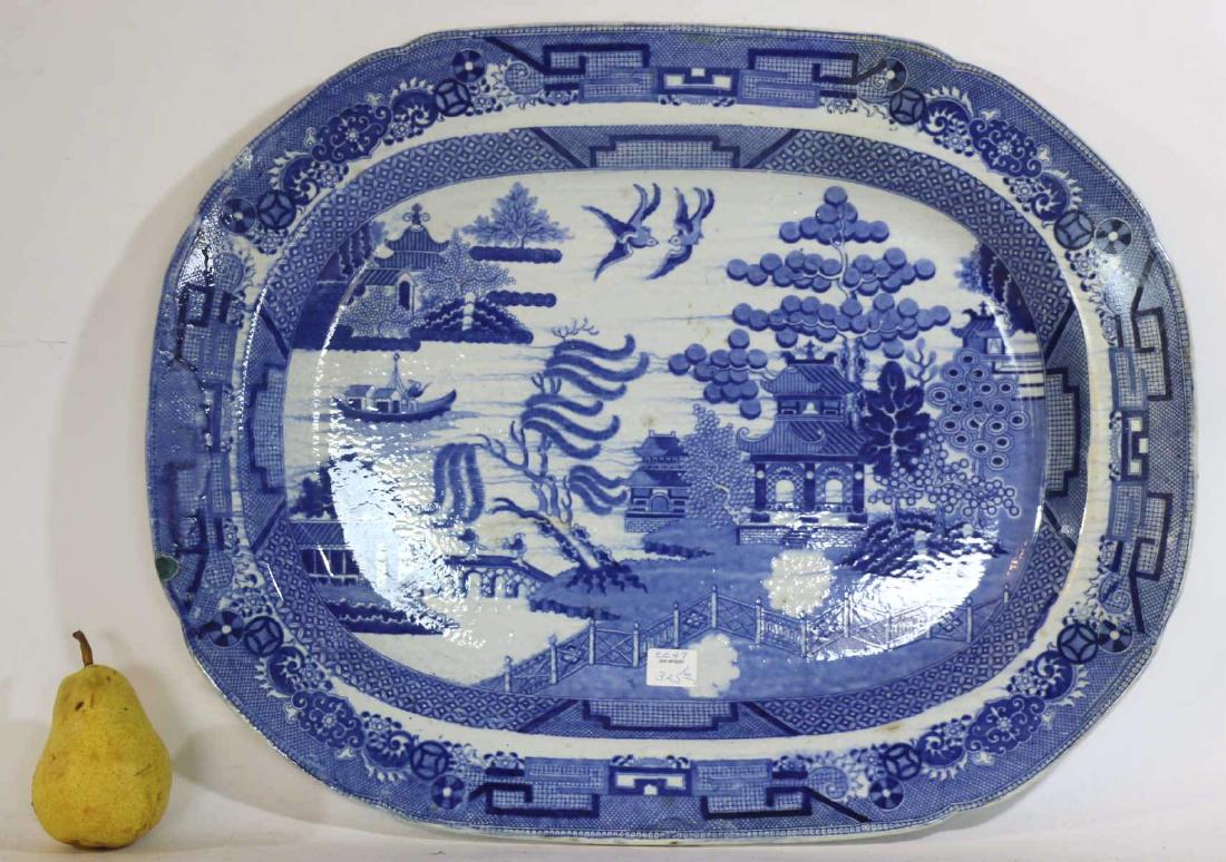 ENGLISH ANTIQUE STAFFORDSHIRE BLUE WILLOW PLATTER: ENGLISH ANTIQUE STAFFORDSHIRE BLUE WILLOW PLATTER