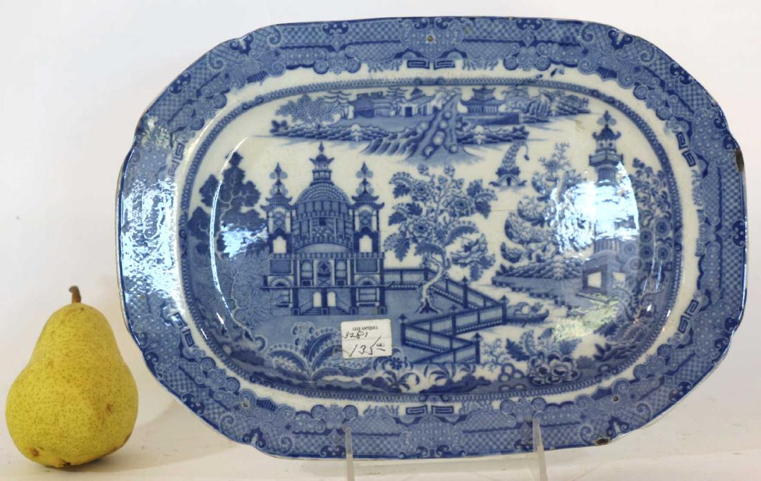 ENGLISH ANTIQUE BLUE WILLOW SERVING PLATTER: ENGLISH ANTIQUE BLUE WILLOW SERVING PLATTER