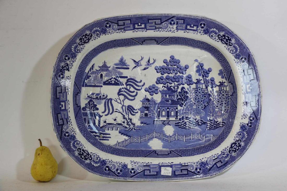 ENGLISH ANTIQUE BLUE WILLOW MEAT PLATTER: ENGLISH ANTIQUE BLUE WILLOW MEAT PLATTER
