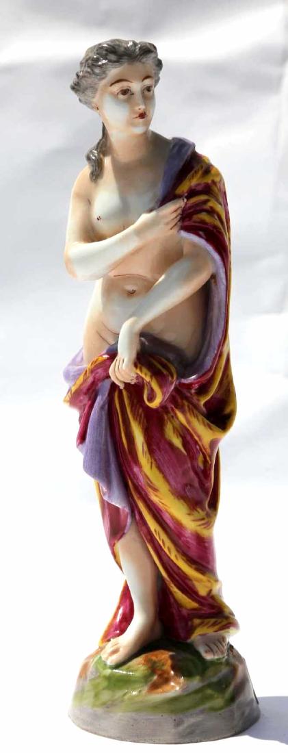 CAPODIMONTE ITALIAN PORCELAIN FIGURE OF WOMAN (1 of 6)