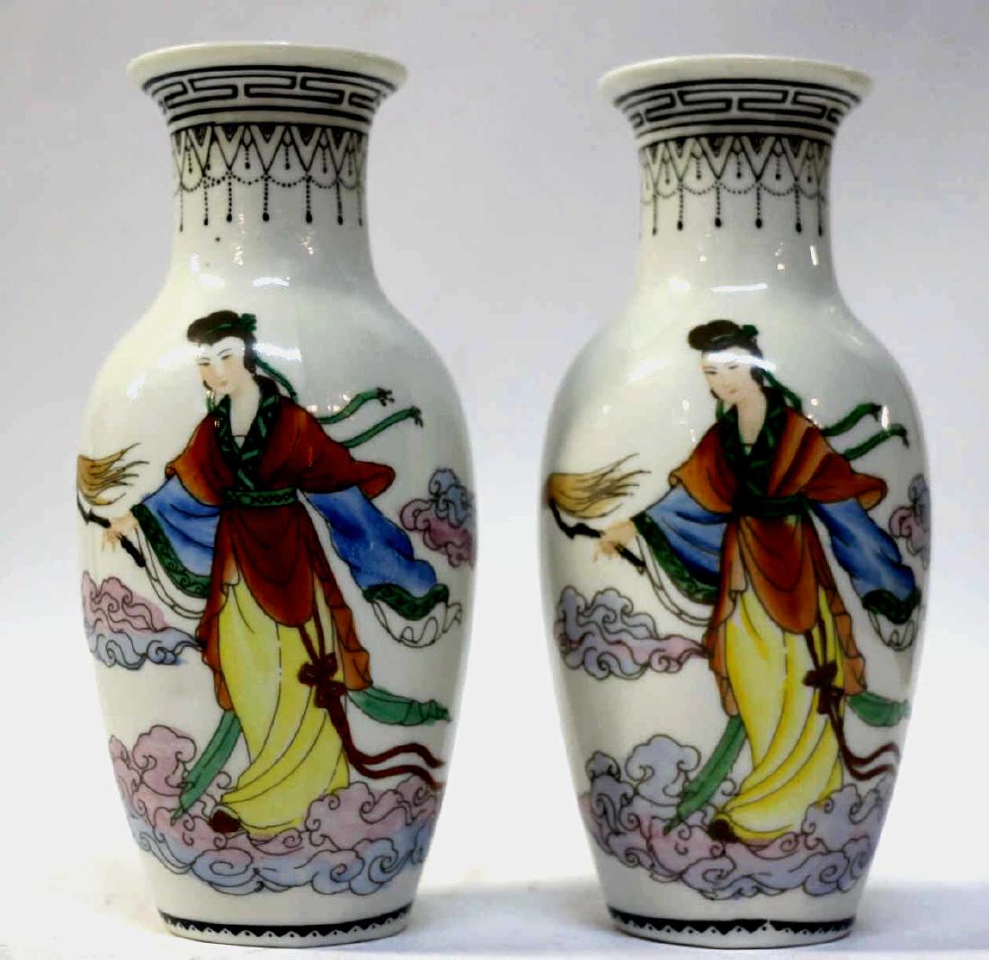 CHINESE FIGURAL DECORATED VASE PAIR (1 of 4)