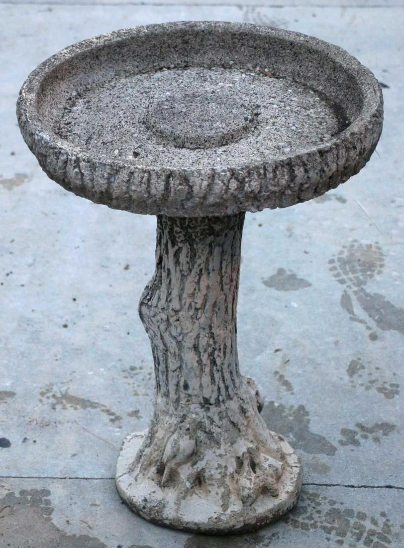 ANTIQUE CAST GARDEN BIRD BATH: ANTIQUE CAST GARDEN BIRD BATH