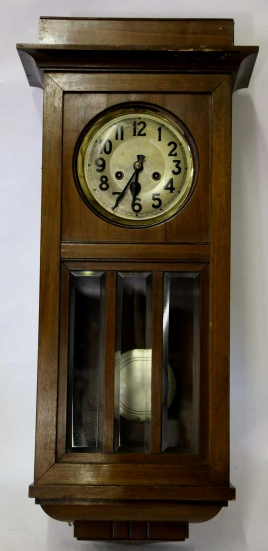 AMERCIAN ANTIQUE REGULATOR EIGHT DAY CLOCK: AMERCIAN ANTIQUE REGULATOR EIGHT DAY CLOCK WITH BEVELED GLASS & BRASS FACE
