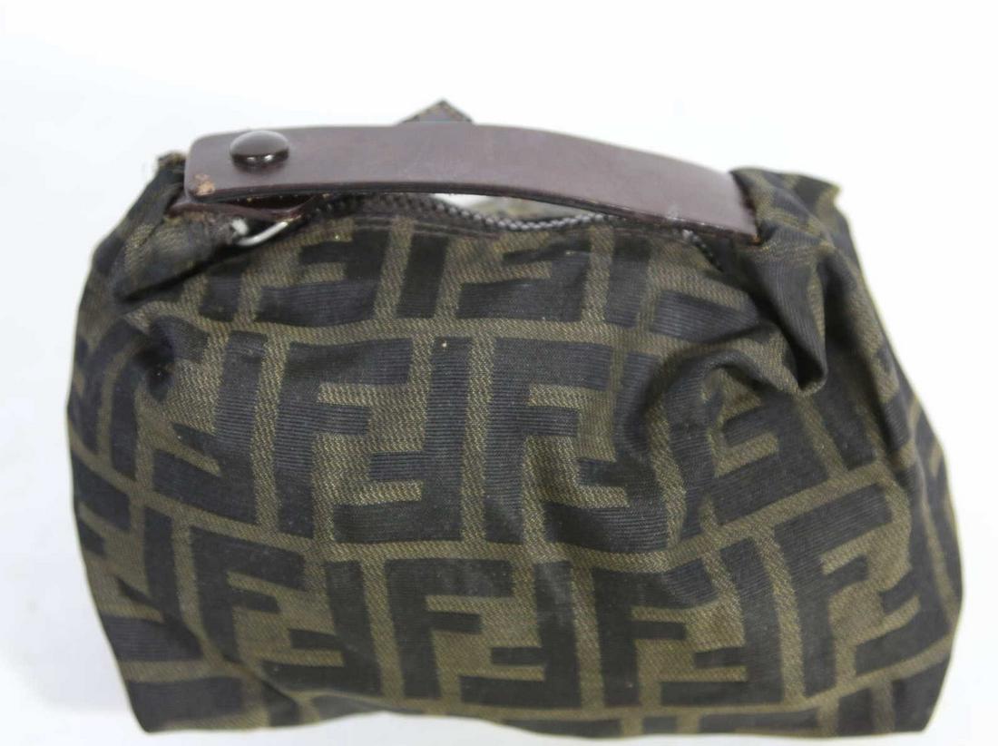 FENDI MAKEUP BAG: FENDI MAKEUP BAG