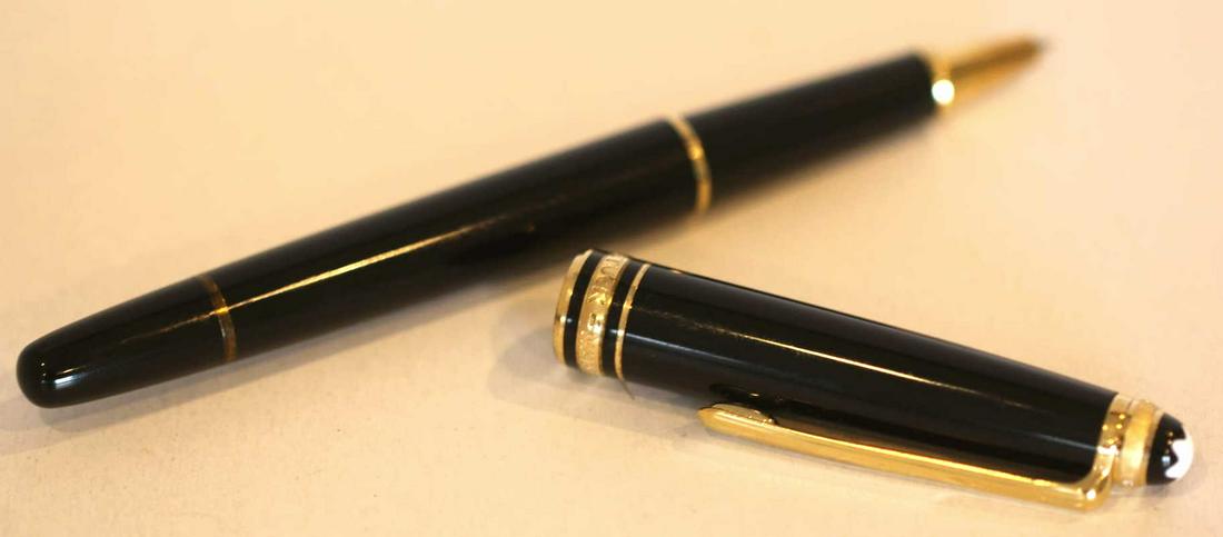 MONT-BLANC EXECUTIVE ROLLERBALL FINE PEN: MONT-BLANC EXECUTIVE ROLLERBALL FINE PEN