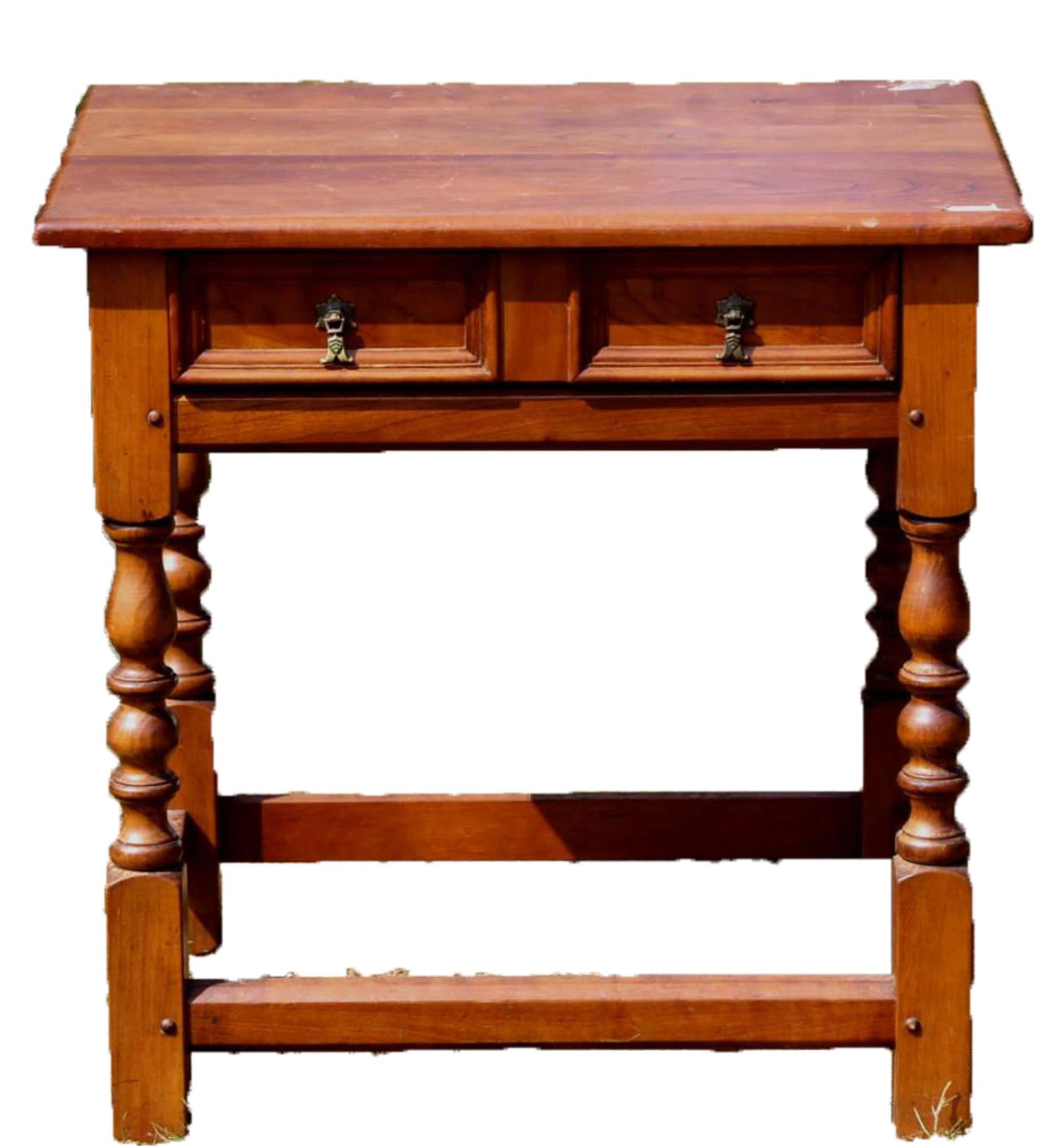 ITALIAN INFLUENCED HENREDON HAND PEGGED SIDE TABLE: ITALIAN INFLUENCED HENREDON HAND PEGGED SIDE TABLE