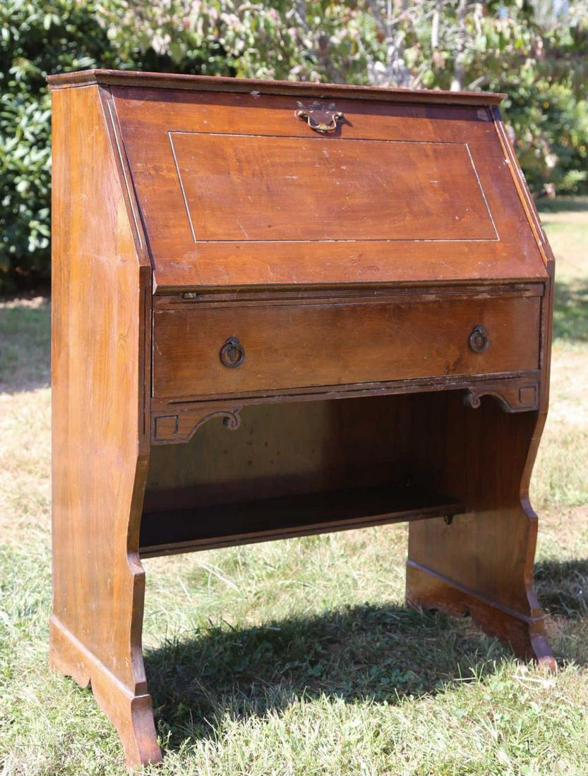AMERICAN ANTIQUE OAK SLANT FRONT DESK: AMERICAN ANTIQUE SLANT FRONT OAK DESK
