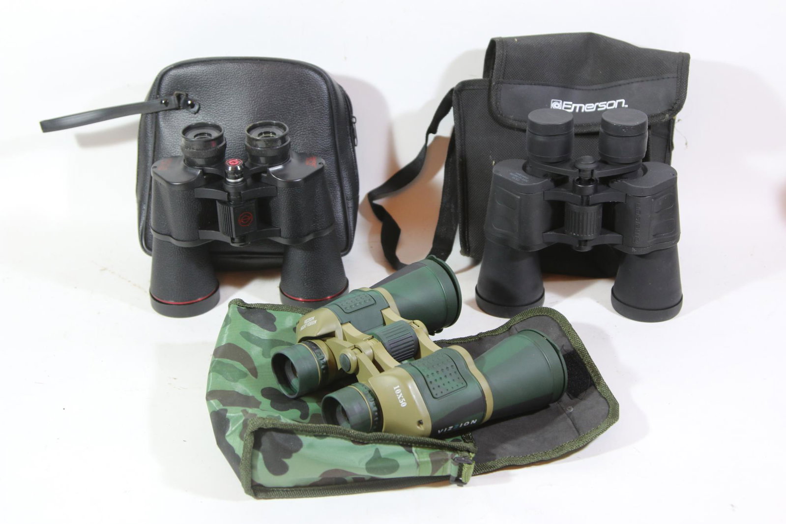 VINTAGE BINOCULAR GROUPING BY VARIOUS MAKERS: VINTAGE BINOCULAR GROUPING BY VARIOUS MAKERS ON WITH NIGHT VISION