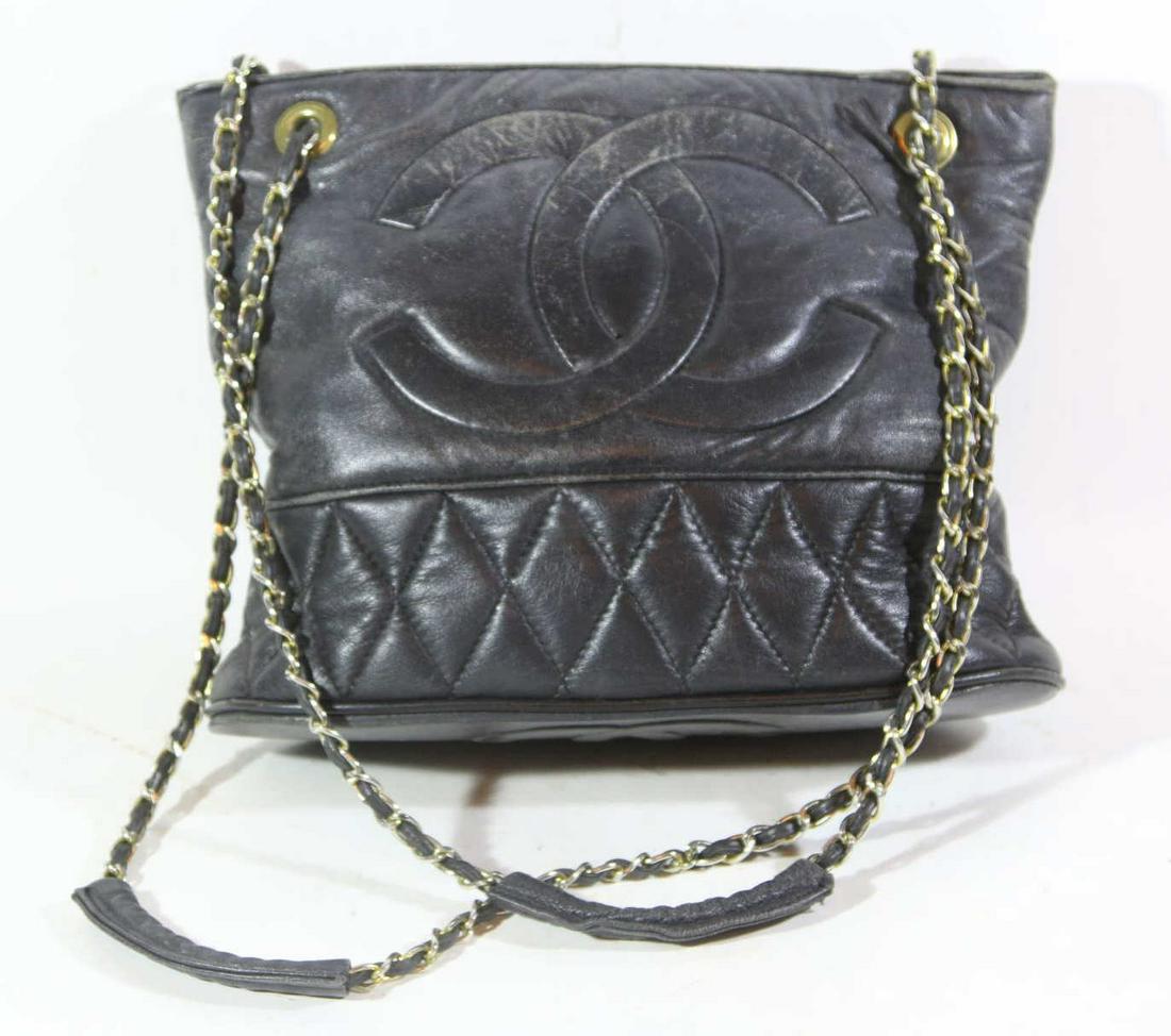 VINTAGE LADIES CC CHANEL TOTE: VINTAGE CHANEL LADIES CC TOTE