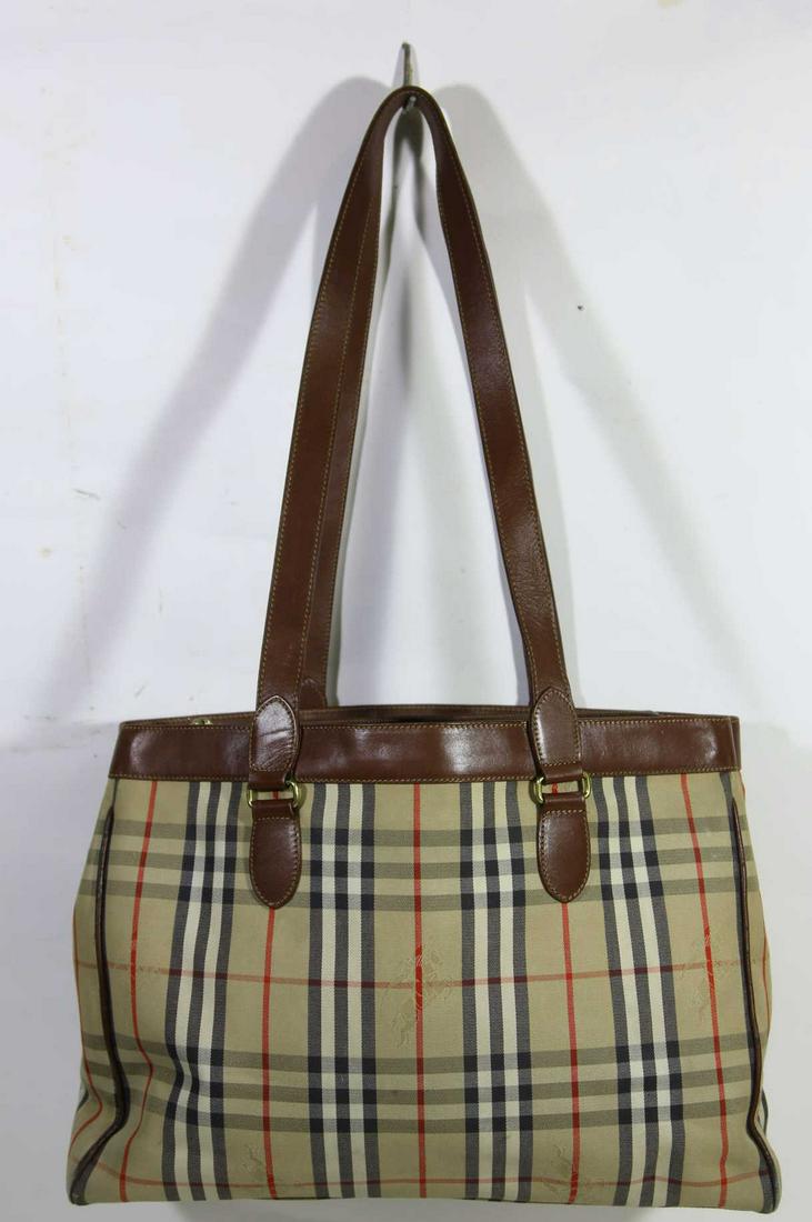 BURBERRY NOVA CHECK LARGE LADIES BAG: BURBERRY NOVA CHECK WITH HORSE LOGO AUTHENTIC LADIES TWIN HANDLE BAG