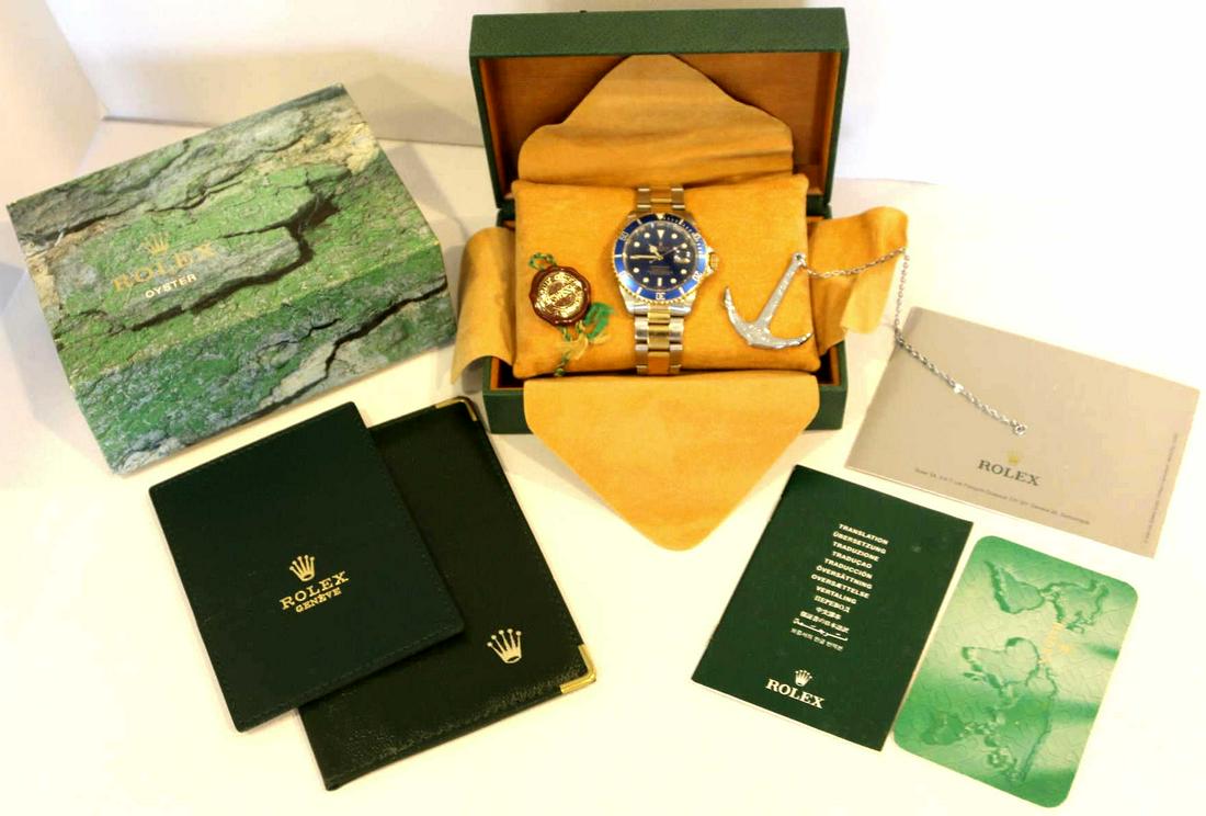 ROLEX MENS 18KYG & STAINLESS BLUE FACE SUBMARINER: ROLEX MENS 18KYG & STAINLESS BLUE FACE SUBMARINER