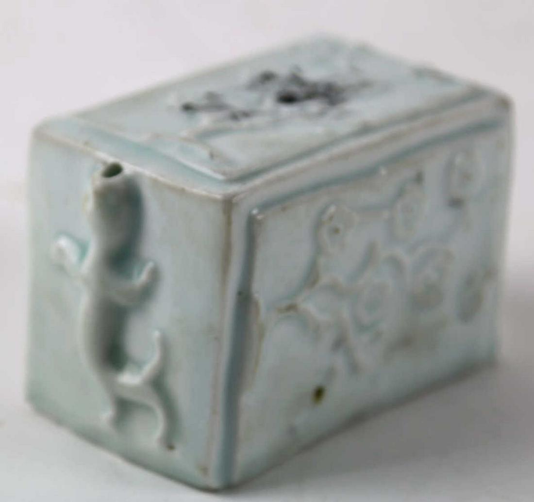 KOREAN ANTIQUE CELADON INKSTONE: KOREAN ANTIQUE CELADON INKSTONE