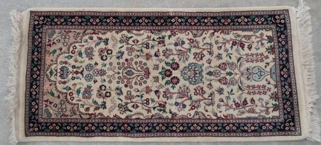 PAKISTAN 55" HAND WOVEN PRAYER RUG: PAKISTAN HAND WOVEN PRAYER RUG 55 X 25" Height 55 Width 25 in