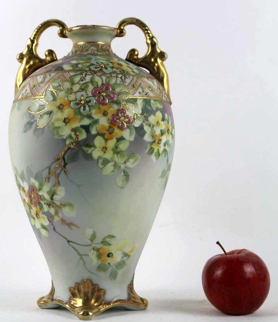NIPPON 12" PORCERLAIN GREEN WREATH MARK VASE: NIPPON ANTIQUE PORCERLAIN GREEN WREATH MARK VASE Height 12 Width 7