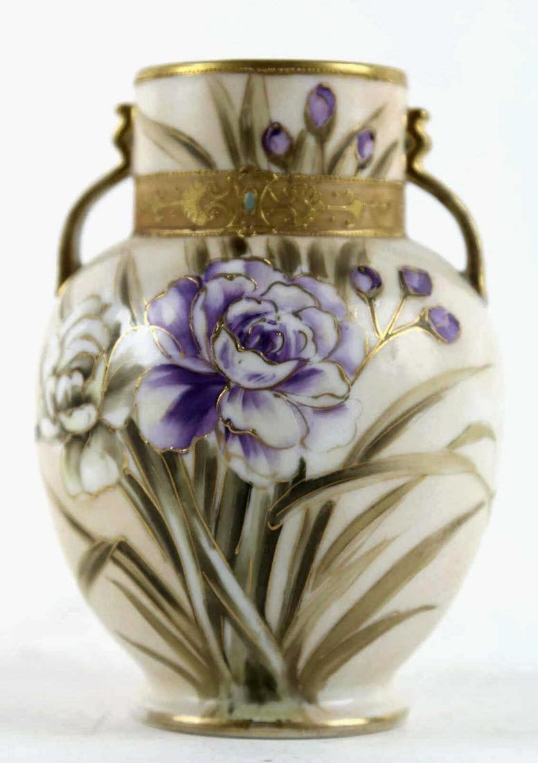JAPANESE HAND PAINTED NIPPON GREEN LEAF MARK VASE: JAPANESE HAND PAINTED NIPPON GREEN LEAF MARK VASE Height 6 Width 5