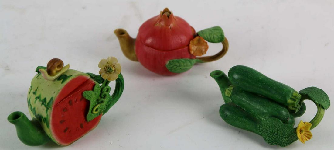 GARDEN VARIETY FITZ & FLOYD STYLE MINI TEAPOTS: GARDEN VARIETY FITZ & FLOYD STYLE MINI TEAPOTS