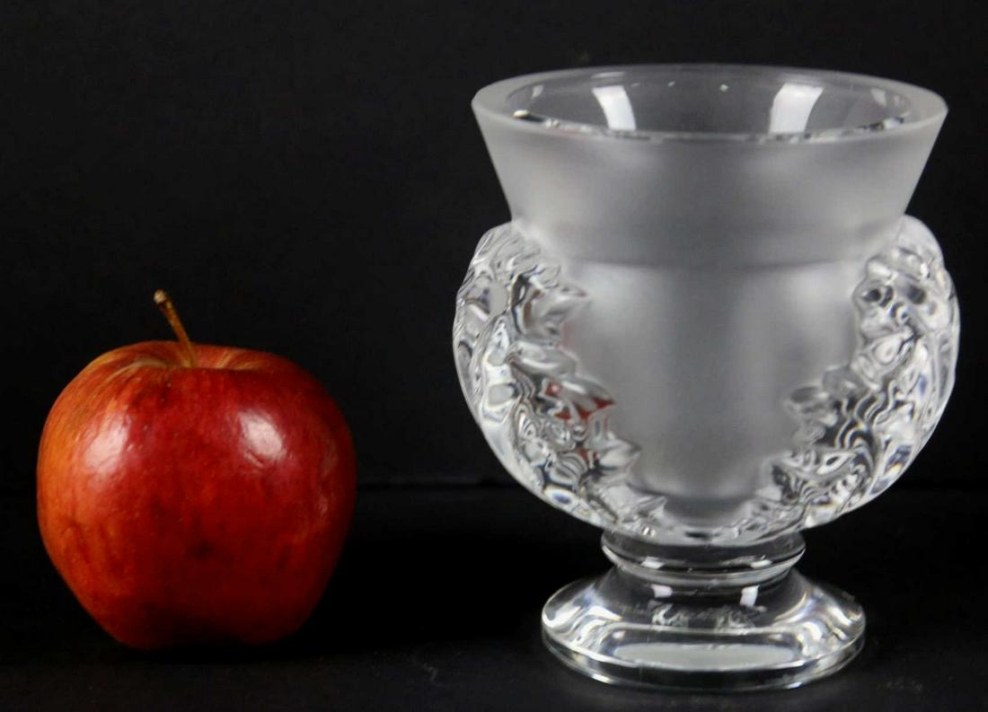 LALIQUE FRENCH ART GLASS COMPOTE: LALIQUE FRENCH ART GLASS COMPOTE Condition Report GOOD Height 5 Width 6 in