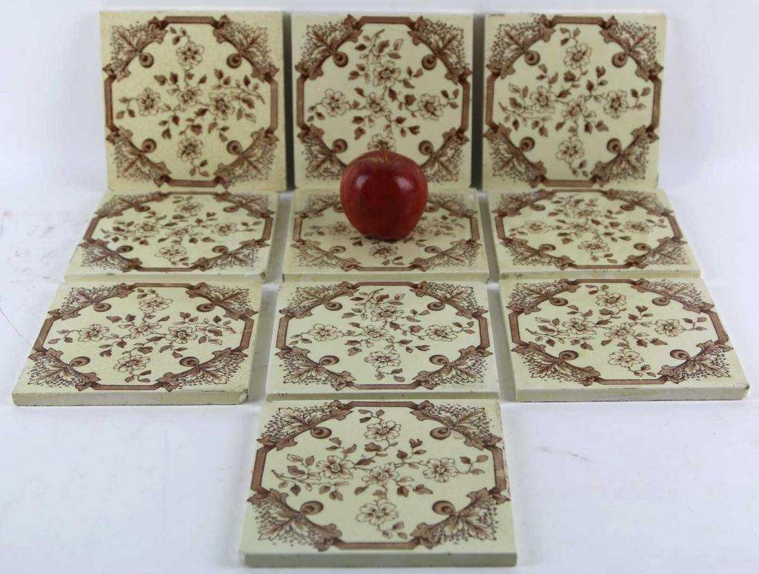ANTIQUE ITALIAN 6" TILE GROUPING: ANTIQUE ITALIAN 6" TILE GROUPING Condition Report GOOD Height 6 Width 6 in