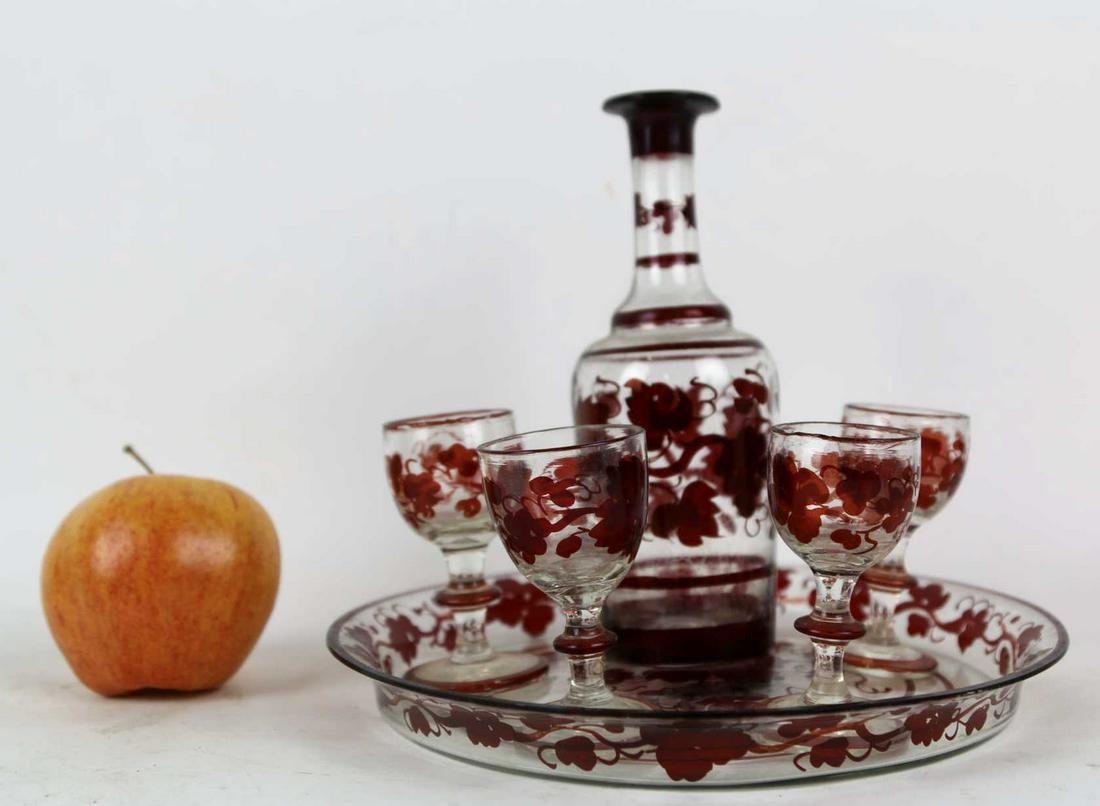 VICTORIAN ANTIQUE GLASS LIBATION SERVICE: VICTORIAN ANTIQUE GLASS LIBATION SERVICE Condition Report GOOD