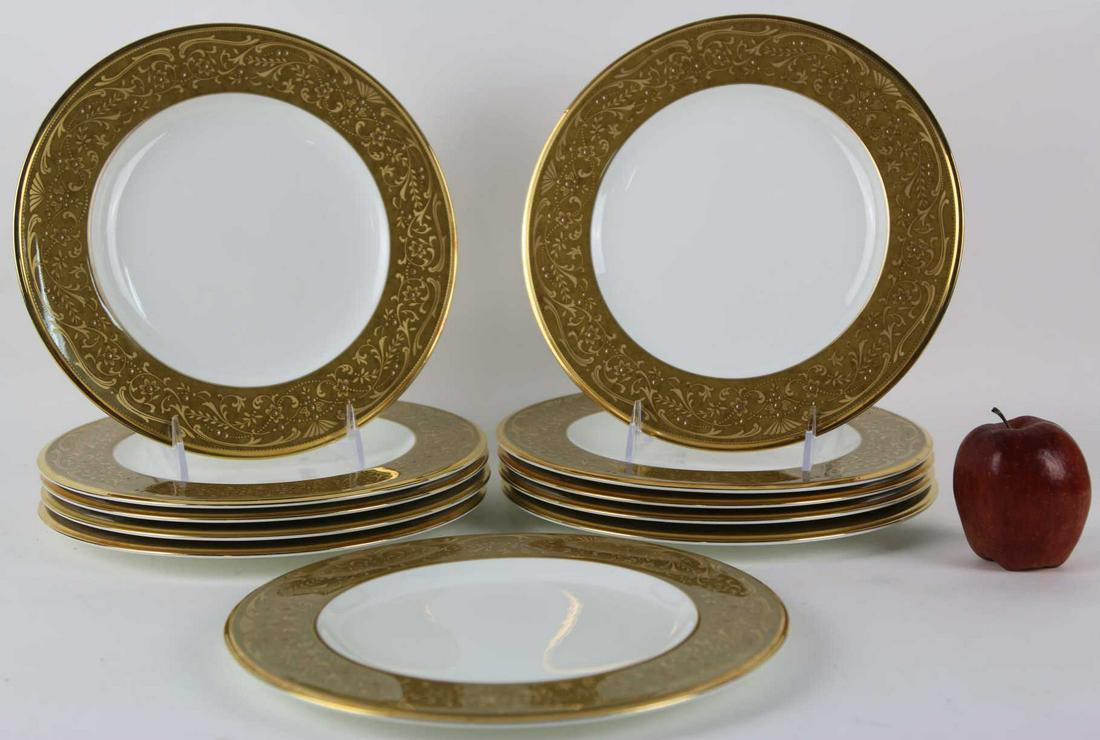 NORITAKE WHITE PALACE PLATE SET: NORITAKE WHITE PALACE PLATE SET Condition Report GOOD Width 9.5 in