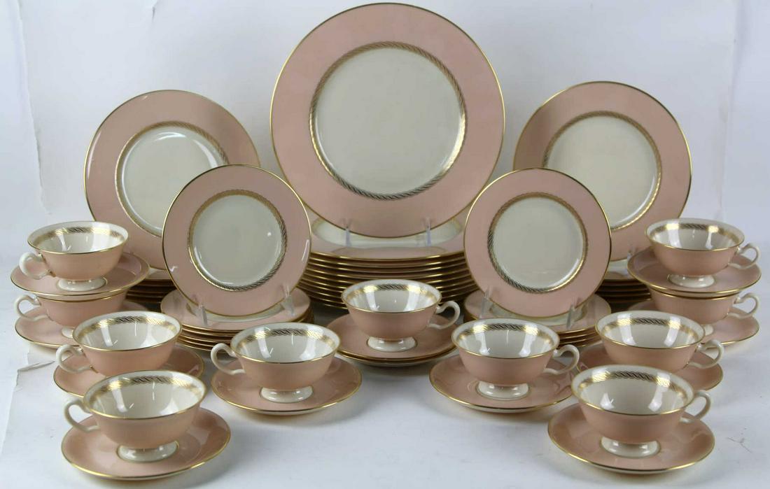 LENOX 'CARIBBEE' DINNER SERVICE: LENOX 'CARIBBEE' DINNER SERVICE Condition Report GOOD
