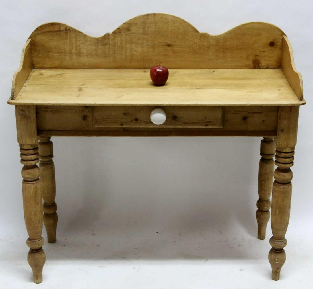 ENGLISH FINE ANTIQUE SINGLE DRAWER WASH STAND: ENGLISH FINE ANTIQUE SINGLE DRAWER WASH STAND Condition Report GOOD Height 36 Width 39