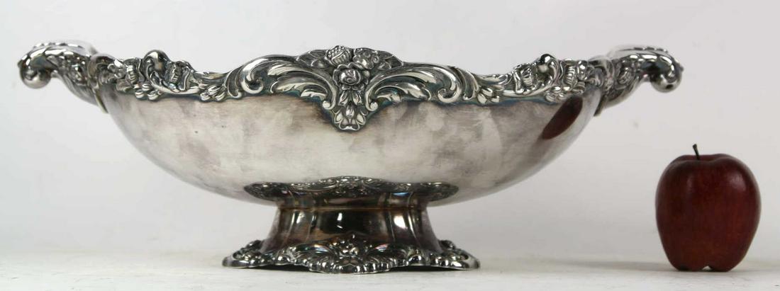 FINE ENGLISH ANTIQUE SILVER RAISED CENTER BOWL: FINE ENGLISH ANTIQUE SILVERPLATED RAISED CENTER BOWL Condition Report GOOD Height 6
