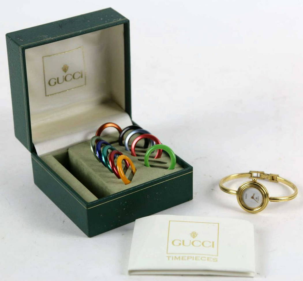 GUCCI VINTAGE COLOR CHANGE BEZEL WATCH - Aug 06, 2020 | Chandler's International Estates in NC GUCCI VINTAGE COLOR CHANGE BEZEL WATCH - Aug 06, 2020 | Chandler's International Estates in NC