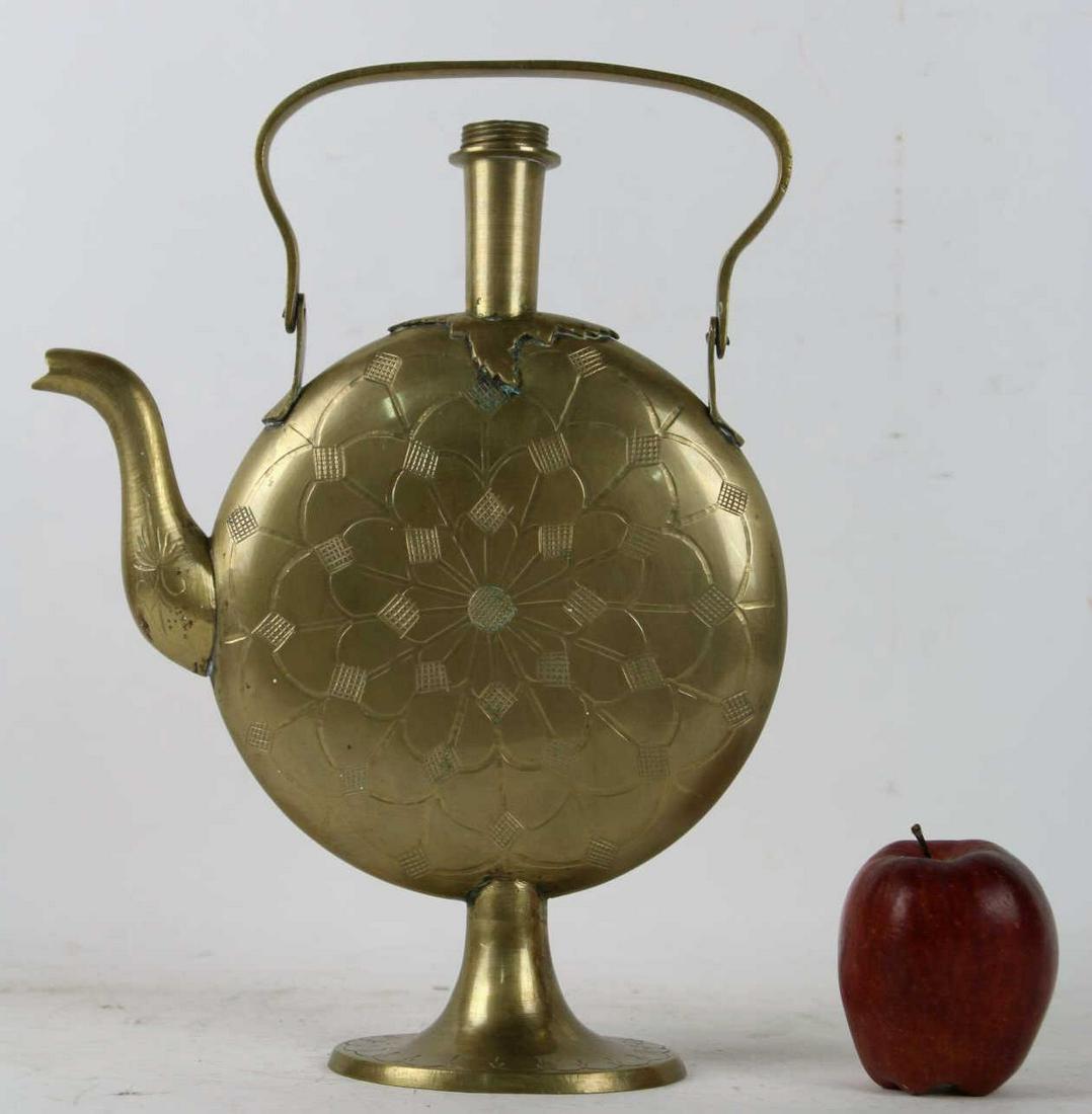 CHINESE BRASS TEA POT: CHINESE BRASS TEA POT Condition Report GOOD Height 13 Width 9.5 in