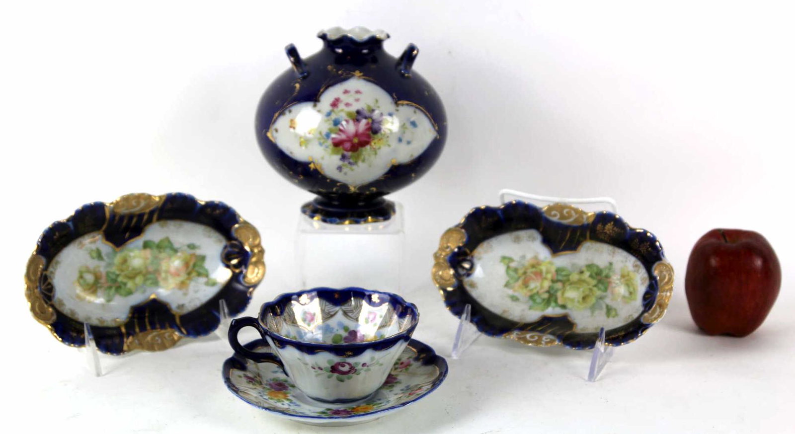 NIPPON STYLE JAPANESE & GERMAN PORCELAIN GROUPING: NIPPON STYLE JAPANESE & GERMAN PORCELAIN GROUPING Condition GOOD
