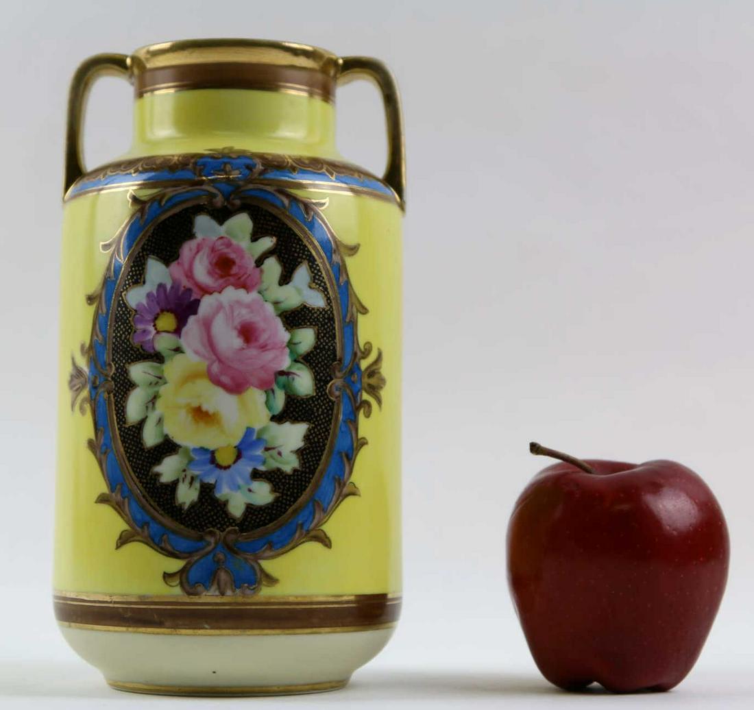 NORITAKE FINE JAPANESE FLORAL HAND PAINTED VASE: NORITAKE FINE JAPANESE FLORAL HAND PAINTED VASE Condition GOOD