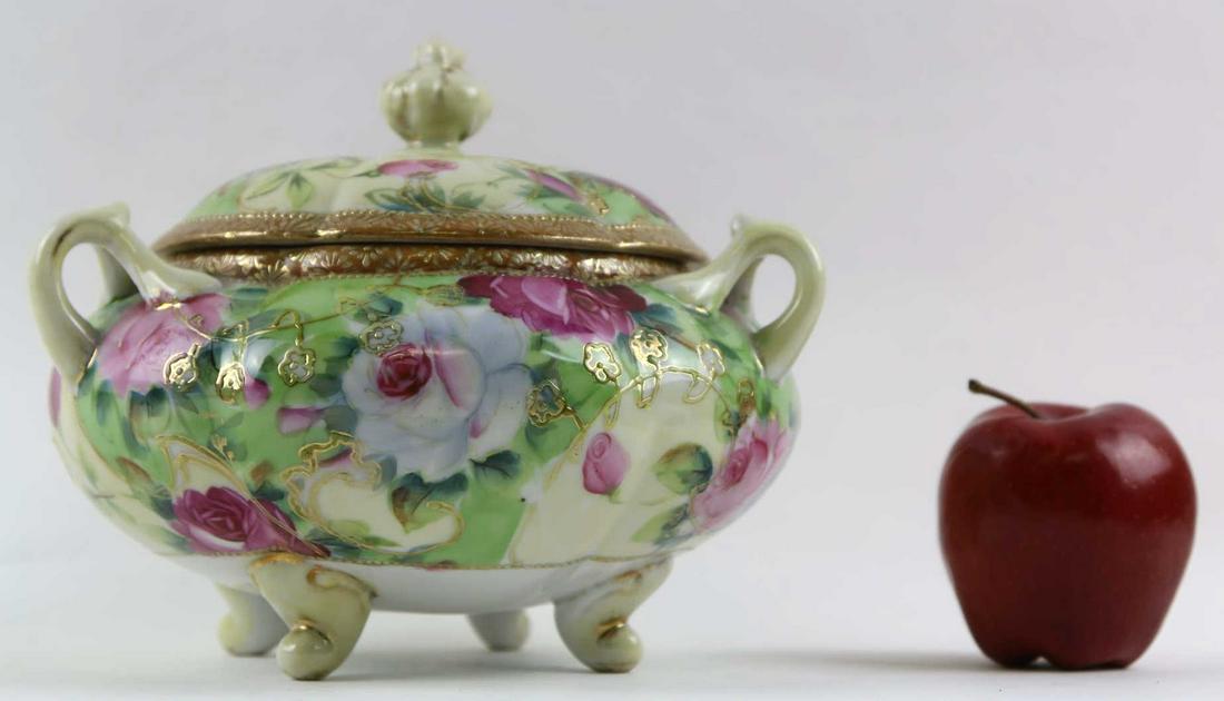 NIPPON HAND PAINTED TWIN HANDLED COVERED DISH: NIPPON STYLE HAND PAINTED TWIN HANDLED COVERED DISH Condition GOOD H 7 W 8.5 in