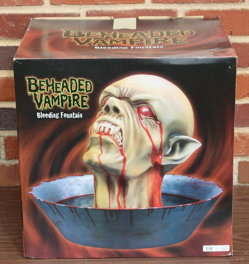 BEHEADED VAMPIRE BLEEDING FOUNTAIN HALLOWEEN DECOR: HALLOWEEN DECORATION OF BEHEADED VAMPIRE BLEEDING HEAD Condition GOOD
