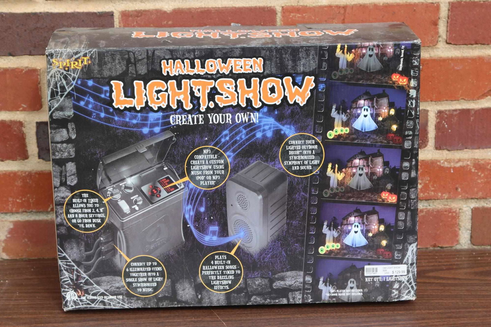 HALLOWEEN LIGHTSHOW WITH TIMER & MUSIC COMPATIBLE: HALLOWEEN LIGHTSHOW WITH TIMER & MUSIC COMPATIBLE Condition GOOD