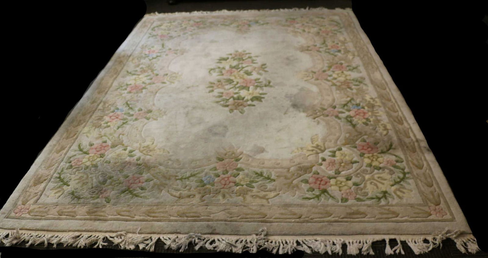 CHINESE MODERN SCULPTED ROOM SIZE CARPET 8 X 10' (1 of 2)